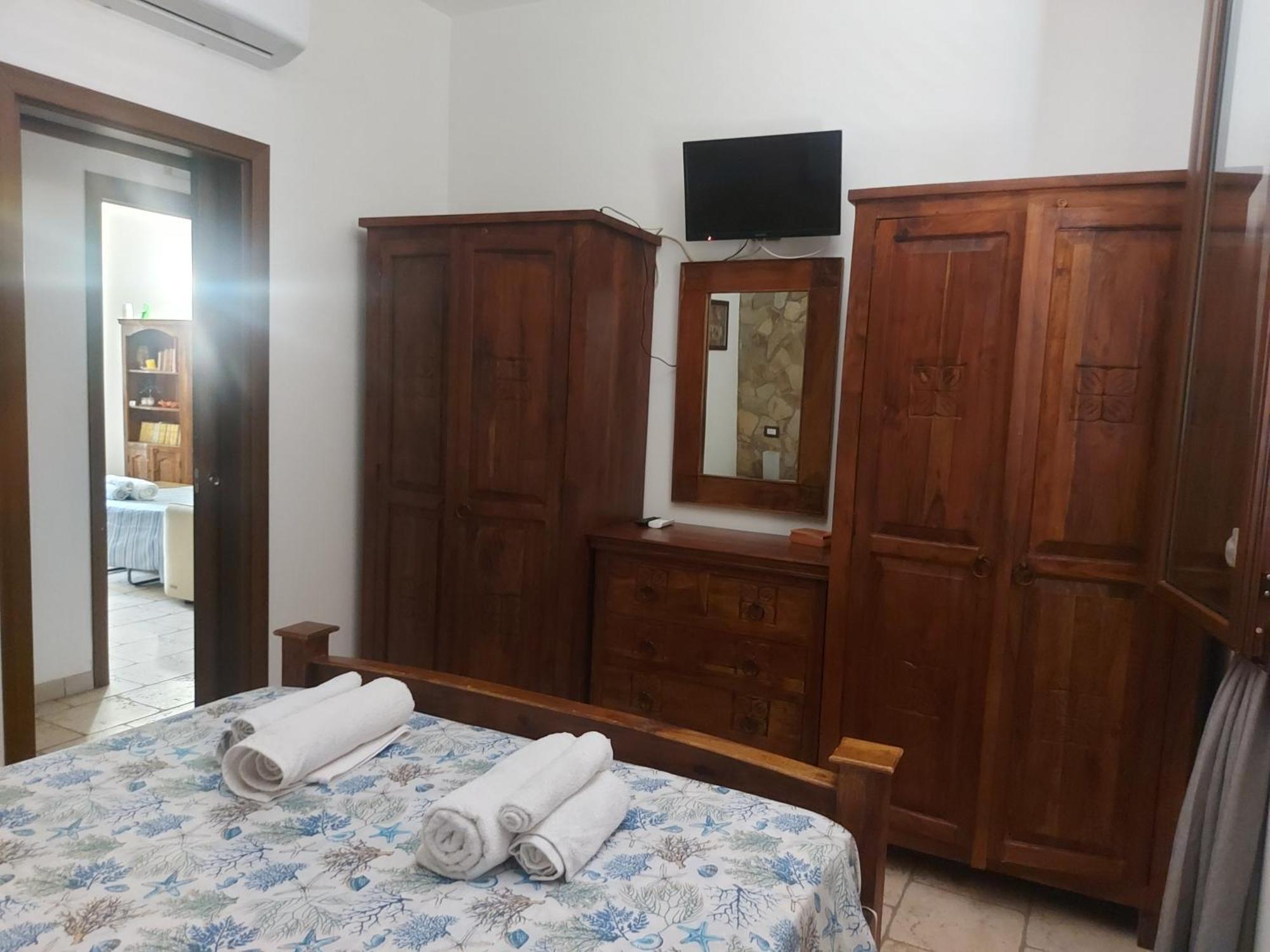 Elorina Sicily Home Syracuse Exterior photo