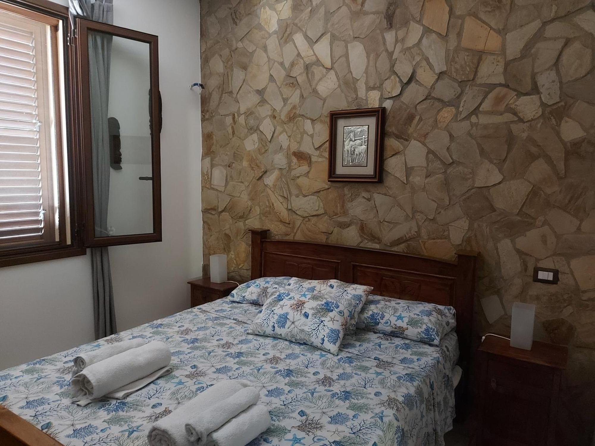Elorina Sicily Home Syracuse Exterior photo